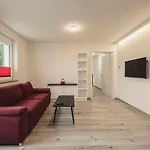 アパート Und Boardinghouse Heimbach In