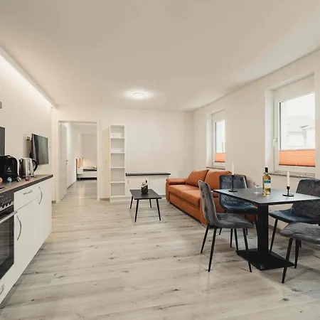 Und Boardinghouse Heimbach In