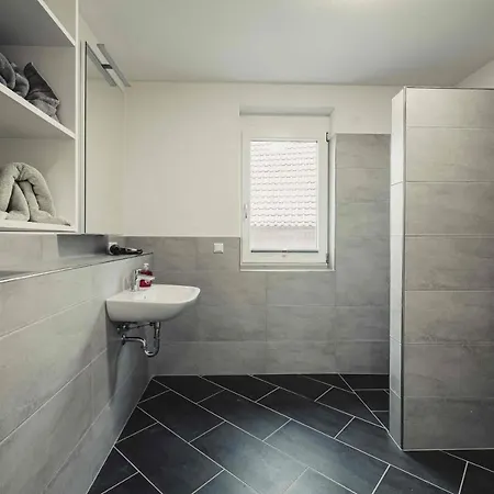 Und Boardinghouse Heimbach In *