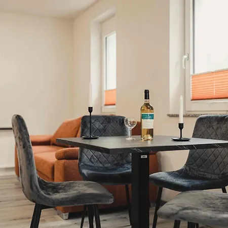 Apartmán Und Boardinghouse Heimbach In *