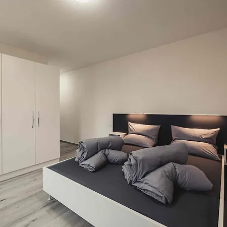 Apartmán Und Boardinghouse Heimbach In *
